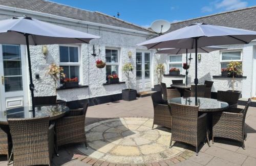 County Meath Apartment | Family-Friendly Dunderry Lodge with Breakfast Included