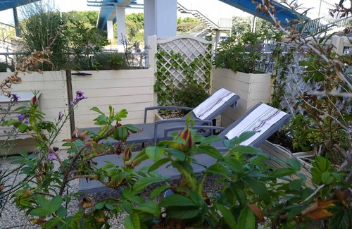 Bredene Apartment | Oceanfront Retreat: Dune and Sea with Amazing Amenities