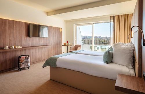 Nieuwpoort-aan-Zee Hotel | Discover Dune Hotel Nieuwpoort: 4-Star Comfort & Dining