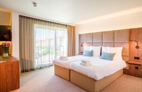 Nieuwpoort-aan-Zee Hotel | Discover Dune Hotel Nieuwpoort: 4-Star Comfort & Dining
