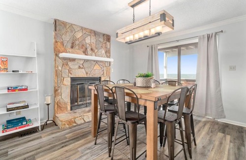 Willoughby Spit House | Relax at Dune House Beach Haven with Pet-Friendly Comfort