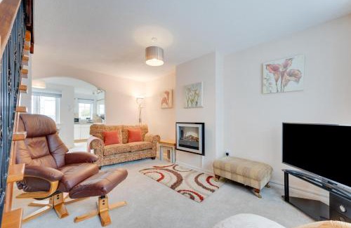 Instow House | Pet-Friendly Retreat at Dune View Instow for Families