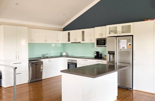 Lancelin House | Pet-Friendly Dune View with Spectacular Sand Dune Vistas