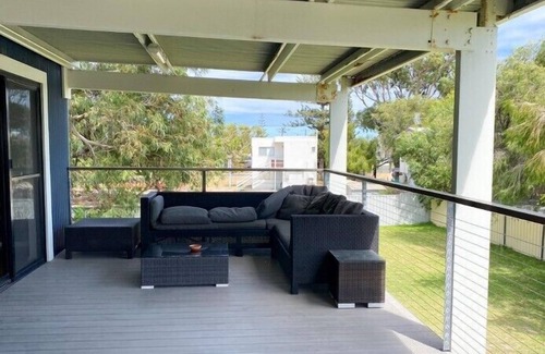 Lancelin House | Pet-Friendly Dune View with Spectacular Sand Dune Vistas