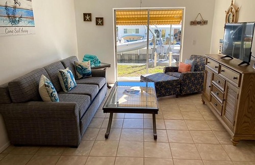 Dunedin House | Romantic Getaway at Dunedin Causeway on Caladesi Island