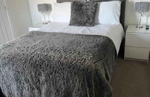 Seahouses Bed & Breakfast | Accessible Retreat at Dunelm House - Rated 10/10 by Guests