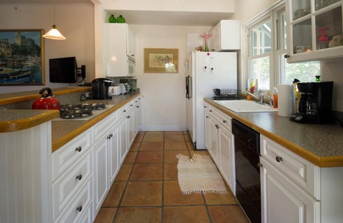 Pass-a-Grille Condo | Embrace Oceanfront Bliss at Historic Butlerhouse