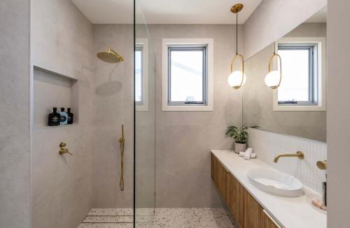 Yamba House | Dunes on Pippi - Oceanstays - Plunge Pool