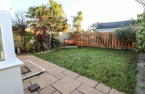 Cubert Cottage | Charming Dunes View: Pet-Friendly Oceanfront Getaway