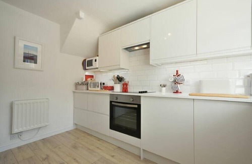 Bamburgh Cottage | Discover Dunford Cottage: Pet-Friendly Retreat in Bamburgh