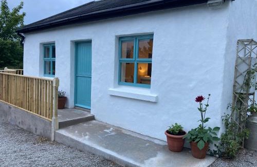 Dungarvan House | Idyllic Dungarvan Cottage Near Comeragh Mountains