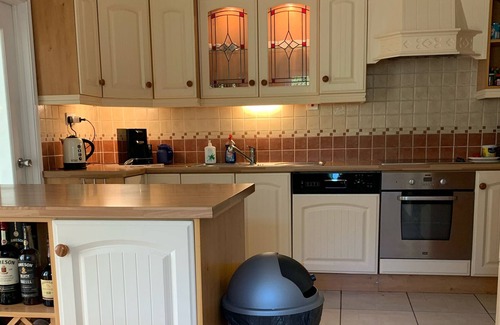 Dungloe House | Dungloe, Wild Atlantic Way, WiFi, Walking Distance, Heckert House, Quay Road Vacation Home