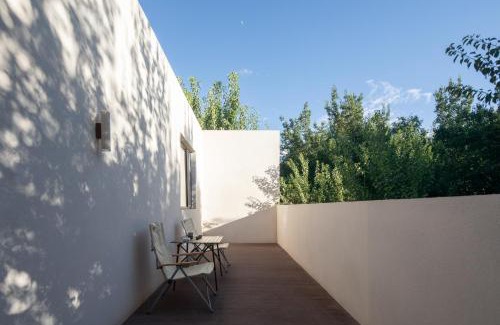 Mingsha Mountain and Crescent Spring House | Dunhuang Tu Ke Homestay