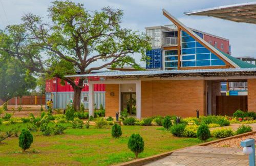 Loumbila Hotel | Relax at Dunia Hôtel Ouagadougou Loumbila with Pool & Oceanview