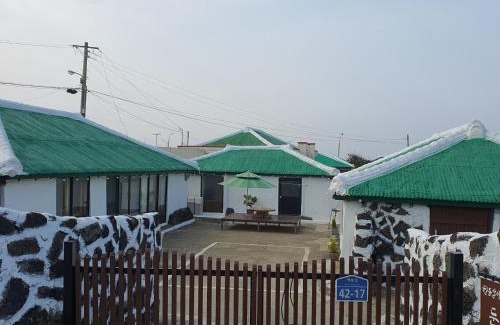 Gujwa House | Discover Dunji Stay: Family and Pet-Friendly Retreat