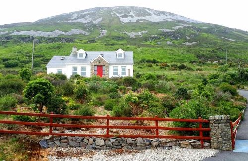 Dunlewy House | Family-Friendly Dunlewey Lodge - Self Catering in Donegal