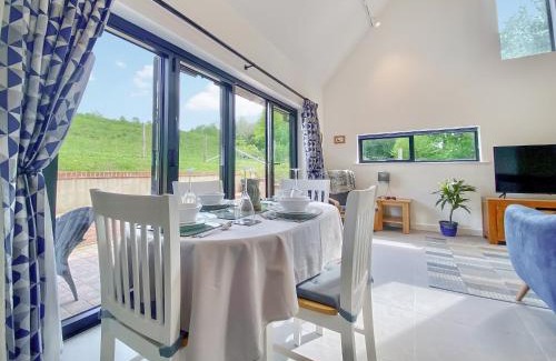 Farley House | Family-Friendly Retreat at Dunley Barn for Memorable Stays