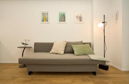 Turro Apartment | Family-Friendly Retreat 10 Minutes from Duomo with WiFi