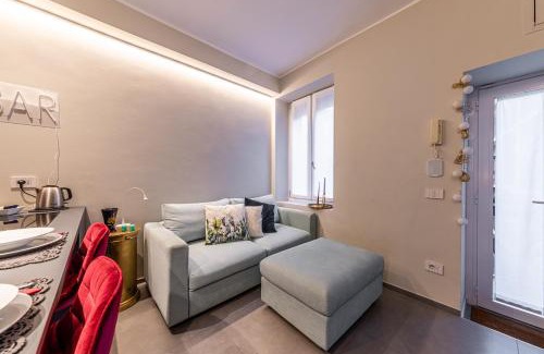 Zona Risorgimento Apartment | Highly Rated Duomo Tiny Apartment in Pta Venezia