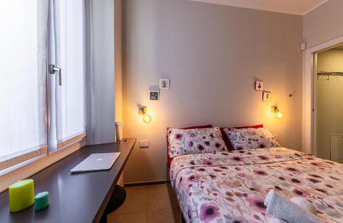 Zona Risorgimento Apartment | Highly Rated Duomo Tiny Apartment in Pta Venezia