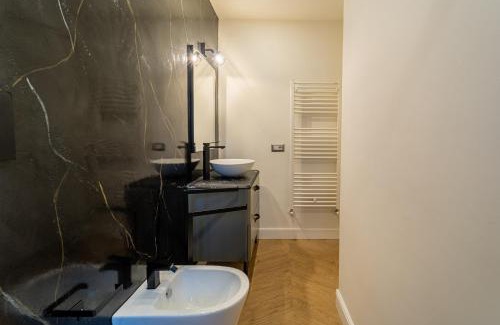 Monza Apartment | Discover Duomo Guest House: Highly Rated & Family-Friendly