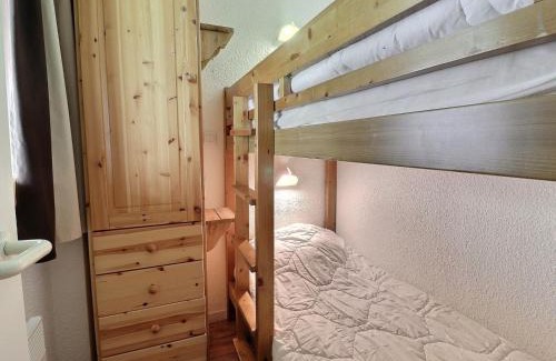 Les Allues Apartment | Duplex 2 pièces cabine pour 5/6 pers, proche commerces et pistes, Méribel - FR-1-182-250