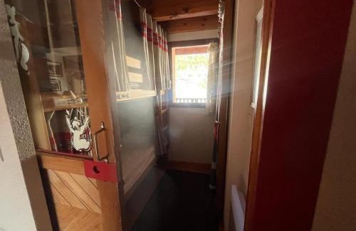 Les Angles Apartment | Cozy T3 Duplex with Balcony & Mountain Views in Les Angles