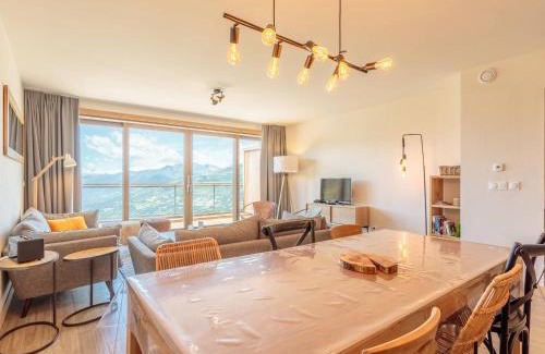 Arc-1600 Apartment | Family-Friendly Appartement Les Arcs 1600 with Pool Access
