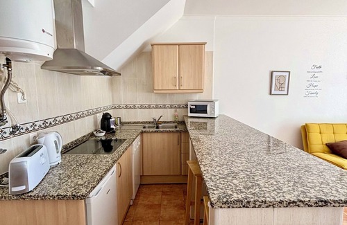 Luz Apartment | Beachside Duplex for 5 with Pool and Ocean View