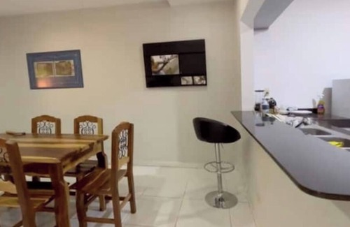 Luque House | Duplex Aeropuerto c/cocherann