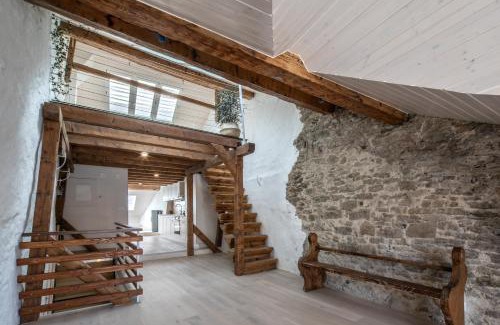 La Neuveville Apartment | Experience Comfort at Duplex Allegro - Guest Rated 9.2