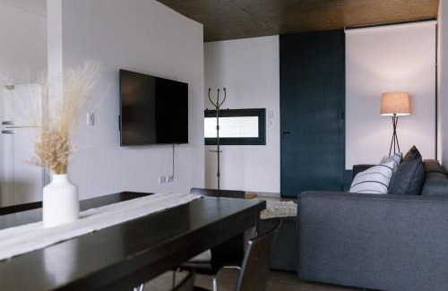 Villa Maria House | Family-Friendly Duplex Alpha: Rated 9/10 for Comfort