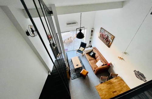Mireval Apartment | Charming Duplex Retreat Near the Beach - Guest Rated 10/10
