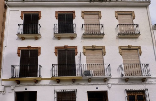 Priego de Cordoba Apartment | Relaxing Duplex Apartment Near Fuente del Rey with Spa