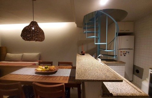 Flamengo Apartment | Cozy Duplex Apartment with Ocean View at Praia do Flamengo