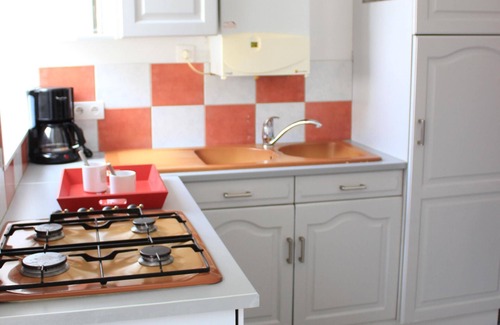 Laval Apartment | Renovated Duplex Apartment near TGV Station & Town Center