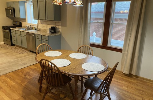 Wyandotte House | Prime Duplex Apartment Near Downtown Wyandotte with Hot Tub