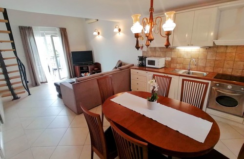Volosko Apartment | Stunning Duplex Apartment with Sea View at Villa MARID