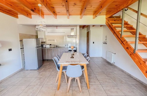 10 de Diciembre Apartment | Duplex for 5 in the Heart of Bariloche with Kitchen Amenities