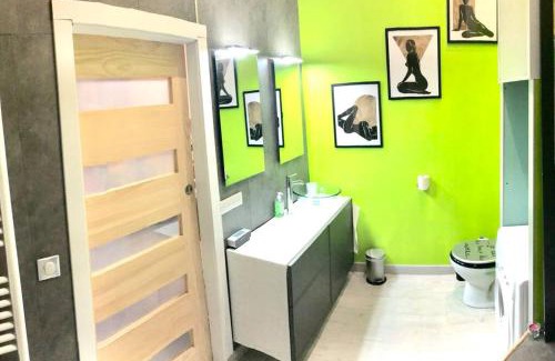 Leguevin Apartment | Unique Duplex Near Toulouse - Rated 9.2/10 & Family Friendly