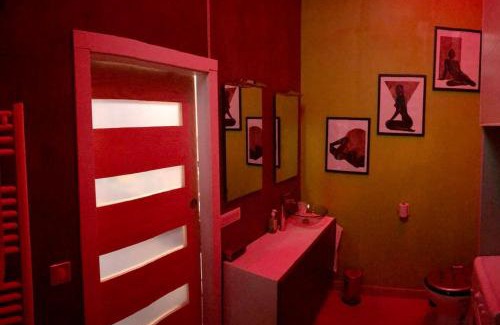 Leguevin Apartment | Unique Duplex Near Toulouse - Rated 9.2/10 & Family Friendly