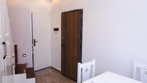 Algeria Apartment | Duplex avec terrasse et vue sur mer au bord de leau