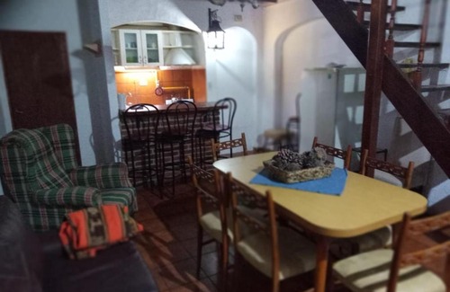 Constitucion House | Cozy Duplex Barrio Constitución Steps from the Beach