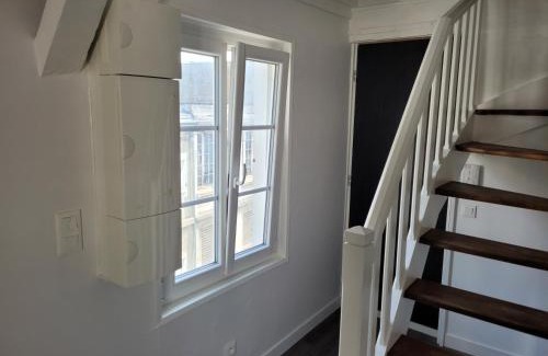 Centre Ville Apartment | Relaxing Duplex in Central Compiègne - 9.4/10 Guest Rated