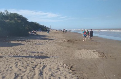 Las Toninas House | Charming Duplex Near the Sea in Las Toninas - Pet Friendly