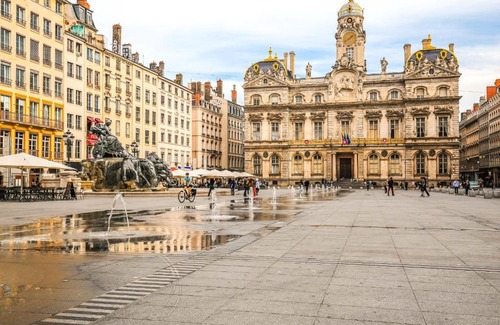 Jules Ferry - Recamier Apartment | Serene Duplex Near Part Dieu - Perfect for Families