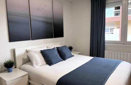 Renedo Apartment | Stylish Duplex with Terrace for Family-Friendly Getaways