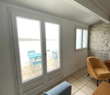 Quartier Administrations Apartment | Elegant Duplex with Terraces - Perfect for Families