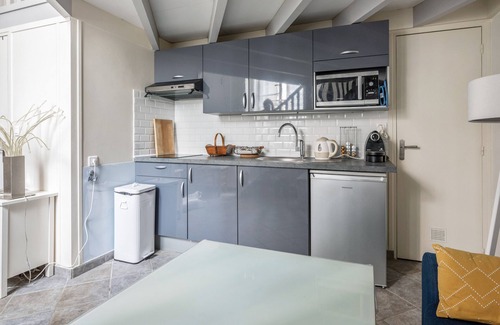 Parchamp–Albert Kahn Apartment | Stylish Duplex Near Paris with Spa and Pet-Friendly Perks