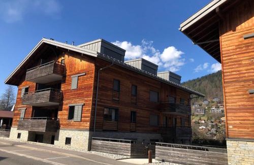 Morzine Apartment | Modern 3-Star Duplex in Morzine, Steps from Ski Slopes